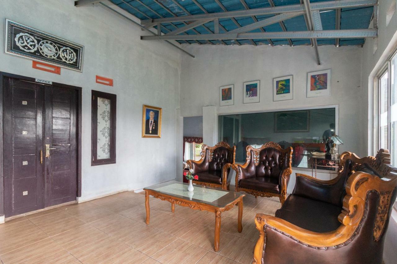 Reddoorz Plus At Grand Yustik Sukabumi Extérieur photo
